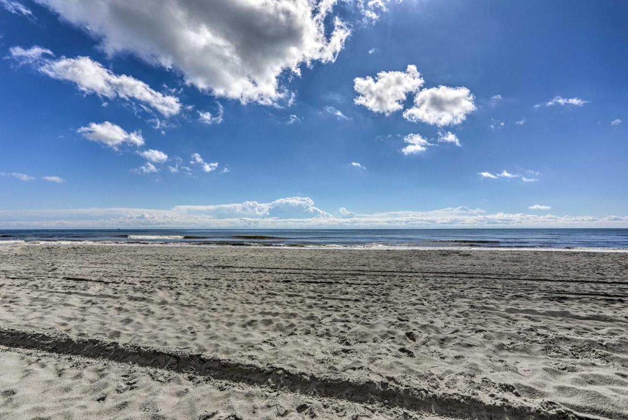 Bright North Myrtle Beach Condo Walk To Beach! Exteriör bild